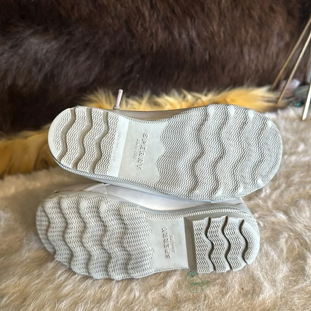 Sperry boots 9 (3600)